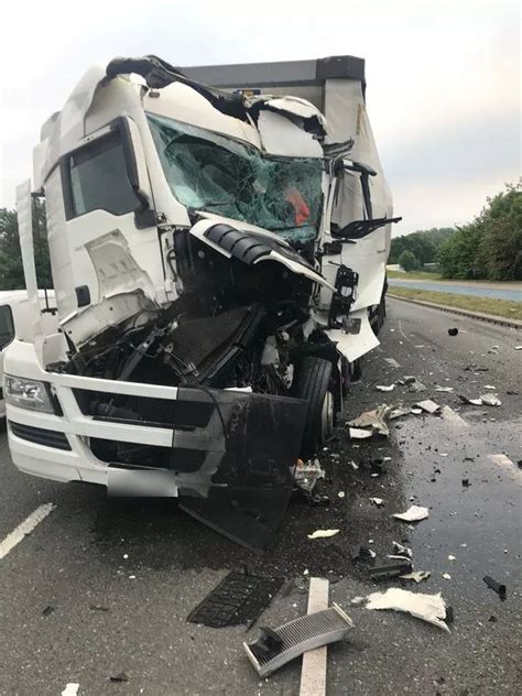 05pm today (December 8) that a collision involving a car and <b>lorry</b> had taken place on the westbound carriageway. . A13 lorry crash